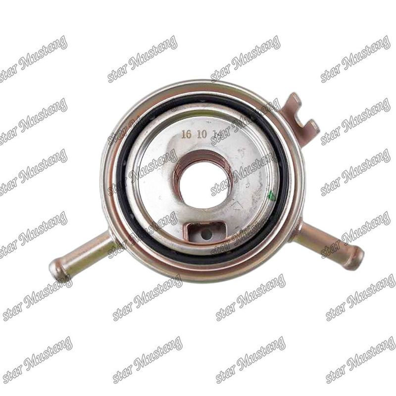 Olie koeler V2003 V2203 V2403 1G730-37010 1E081-37010 Voor Kubota motor reserveonderdelen
